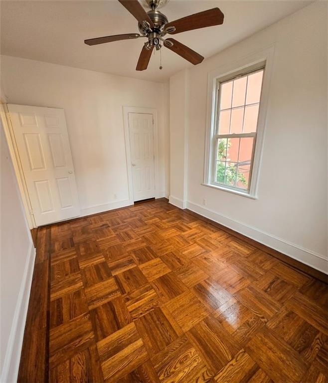 4115 Manhattan Avenue Property Photo 6