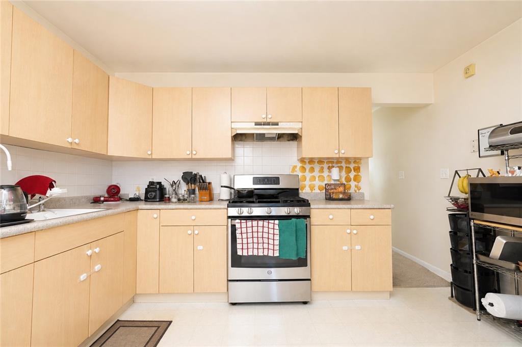 256 Skyline Drive Property Photo 3