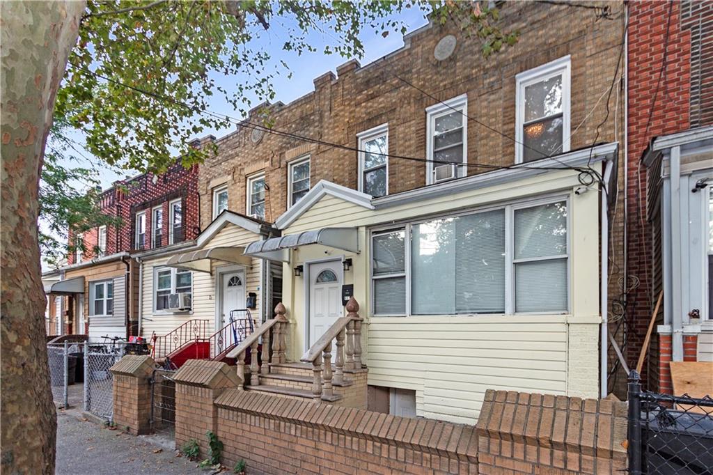 557 Drew Street Property Photo 1