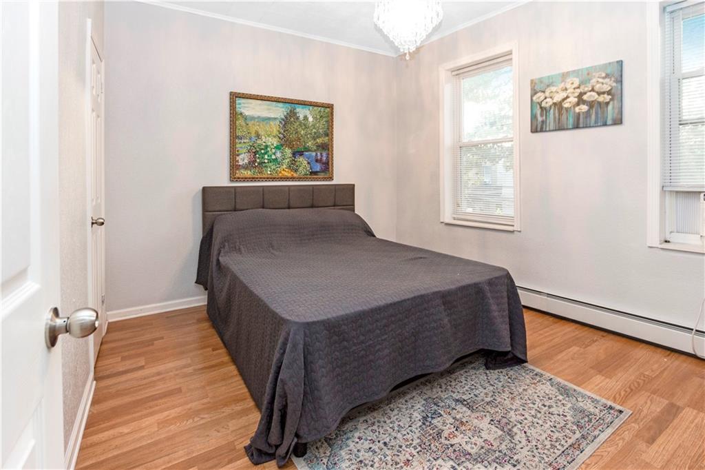 557 Drew Street Property Photo 12