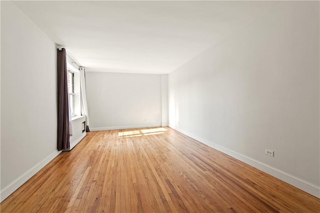 2727 Ocean Parkway C27 Property Photo 3
