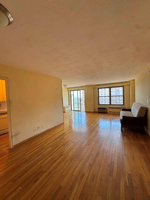 601 Surf Avenue 19m Property Photo 6