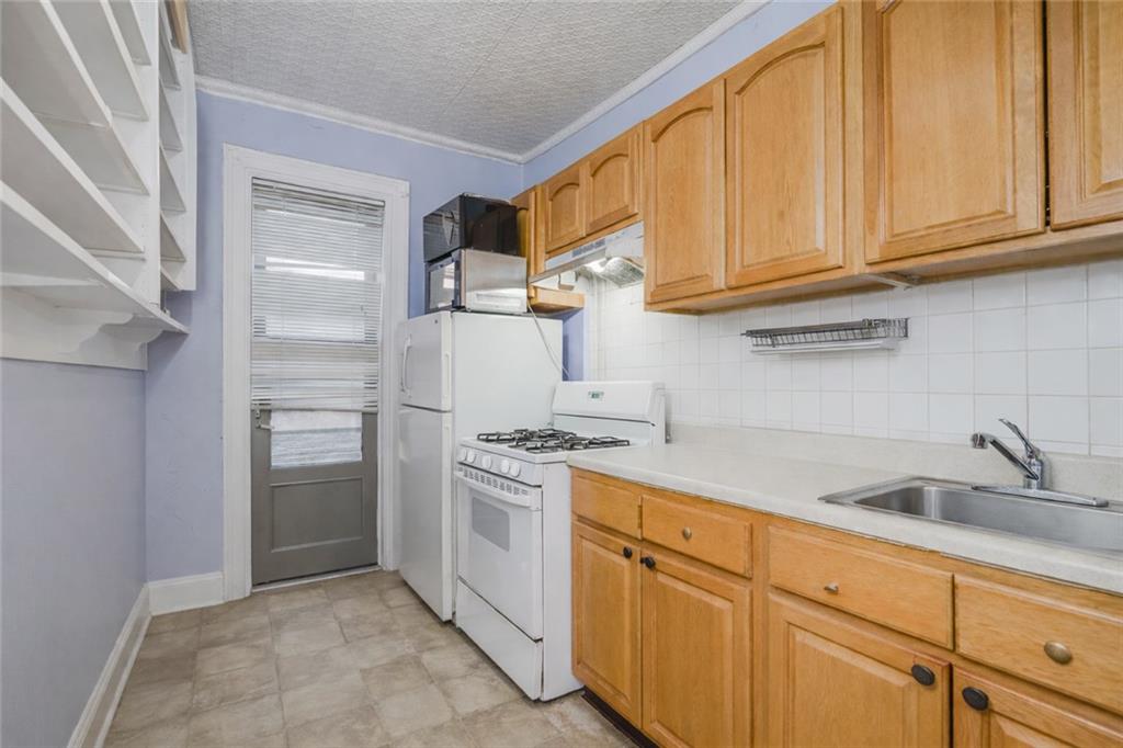 235 Bay Ridge Avenue Property Photo 17