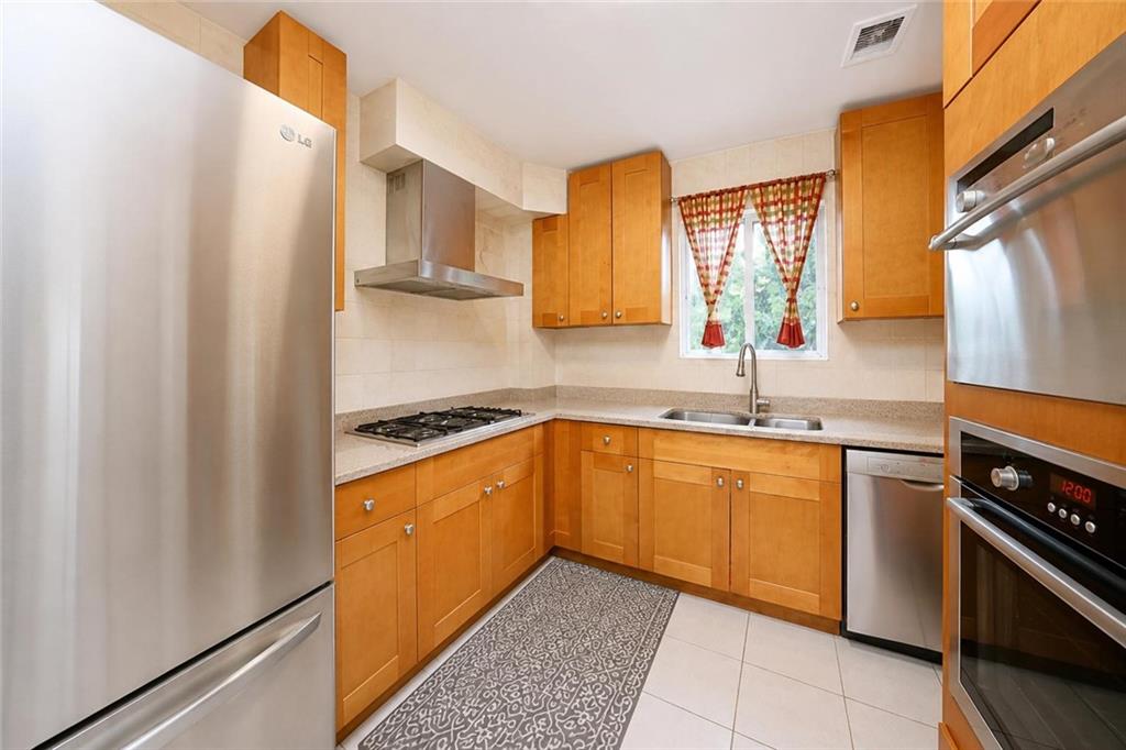 60 Bianca Court Property Photo 4