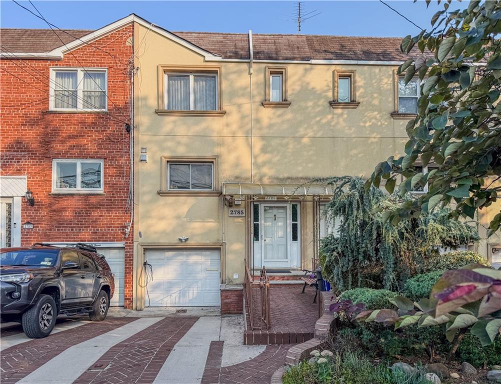 2785 Mill Avenue Property Photo 1
