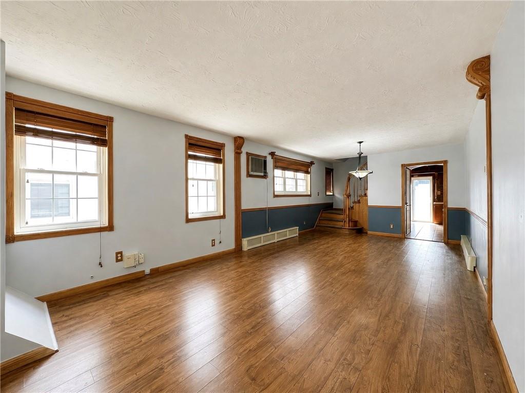 986 77th Street Property Photo 3