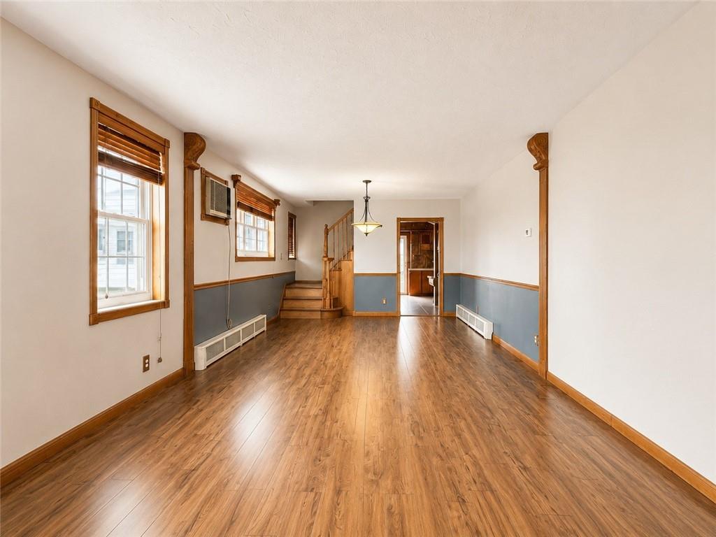 986 77th Street Property Photo 4