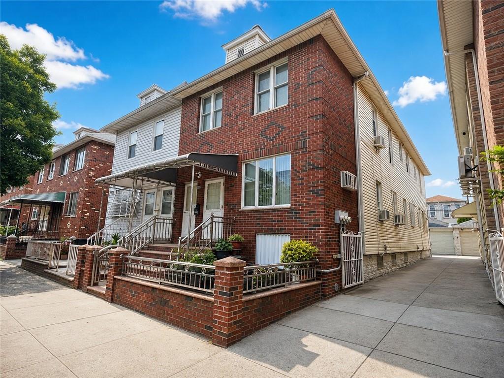 2141 71st Street Property Photo 1