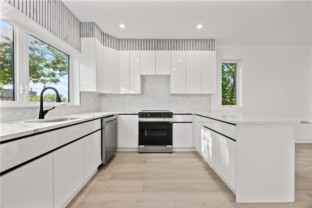 20 Creston Place Property Photo 12