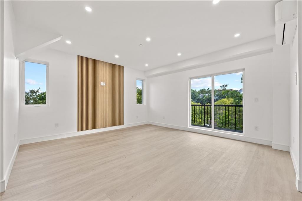 20 Creston Place Property Photo 15