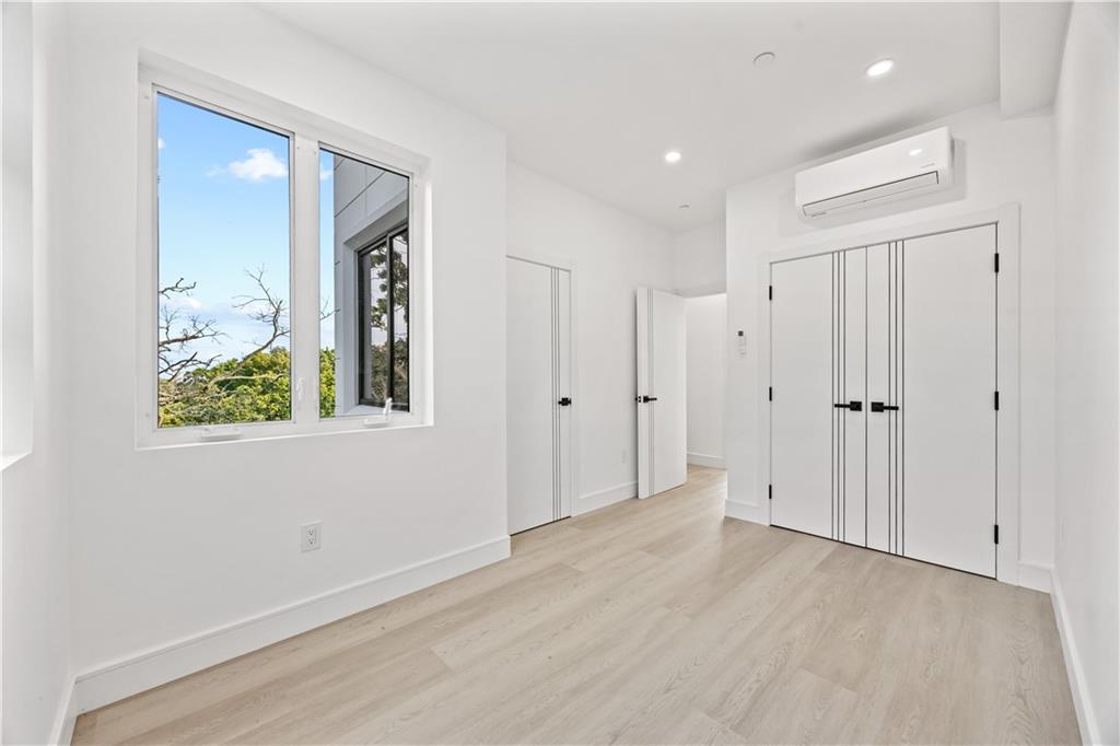 20 Creston Place Property Photo 28
