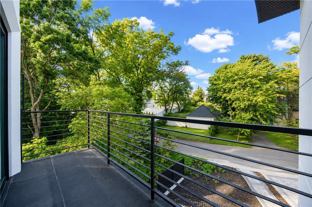 20 Creston Place Property Photo 35