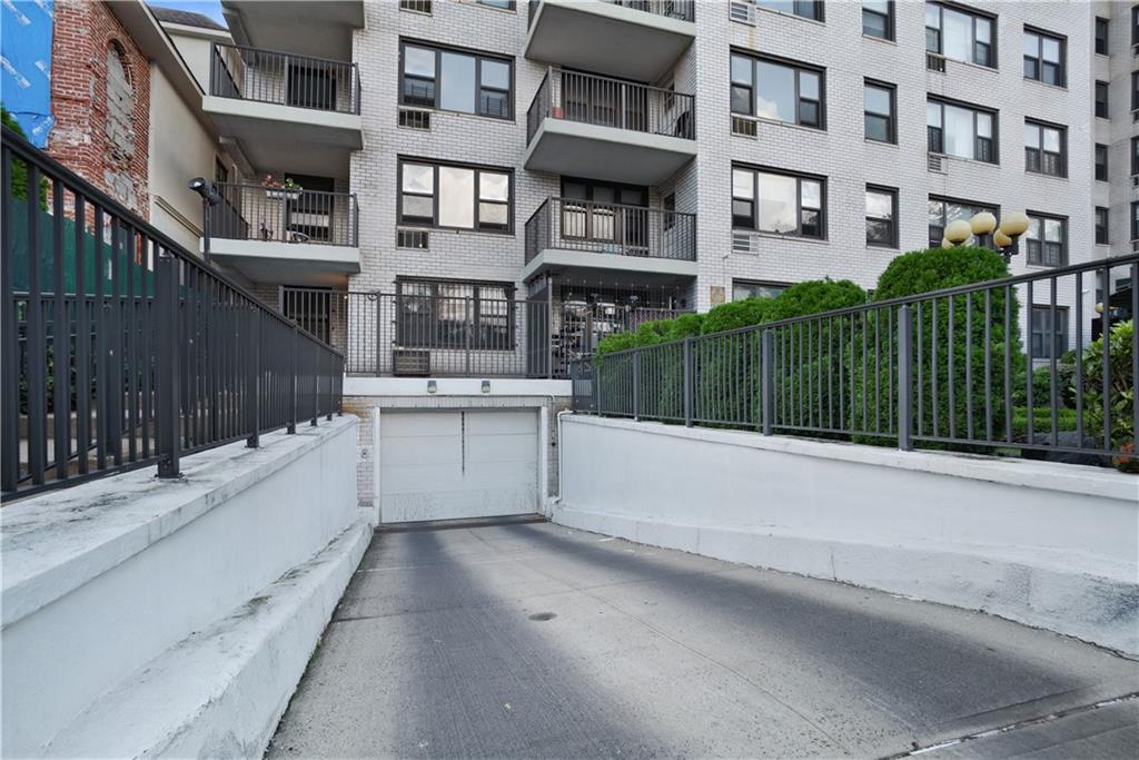 1360 Ocean Parkway 7c Property Photo 2