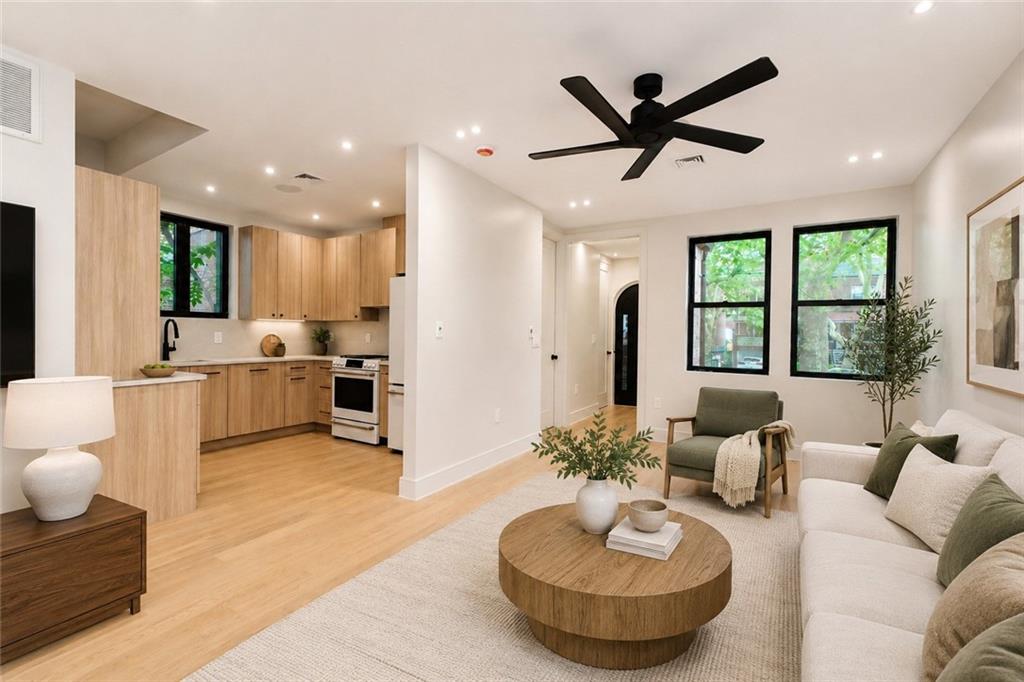 4433 Bedford Avenue Property Photo 3