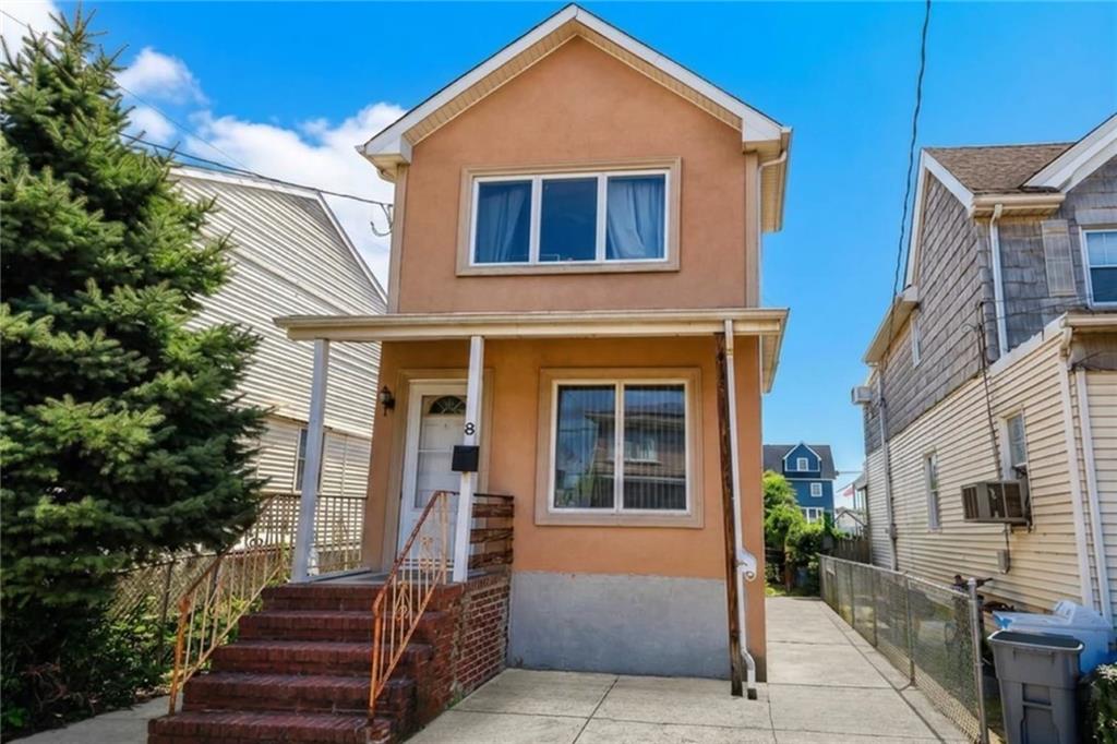 8 Gotham Avenue Property Photo 1