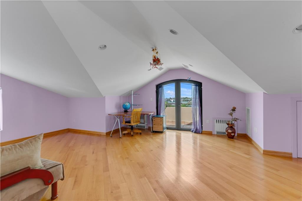 7 Whitman Drive Property Photo 19
