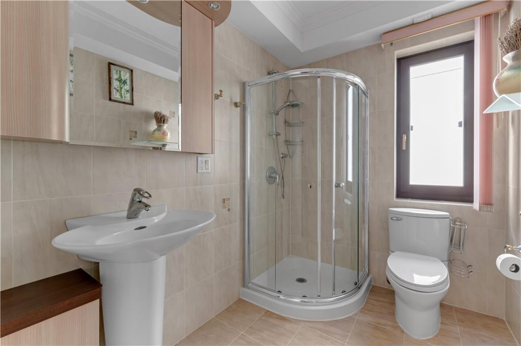 7 Whitman Drive Property Photo 20