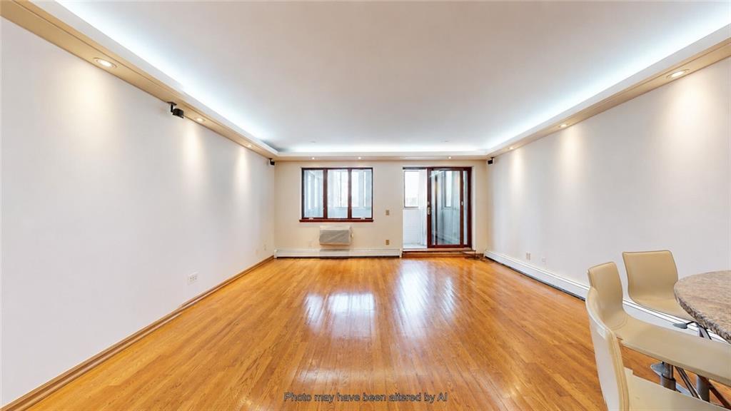 2617 East 17th Street 4d Property Photo 5