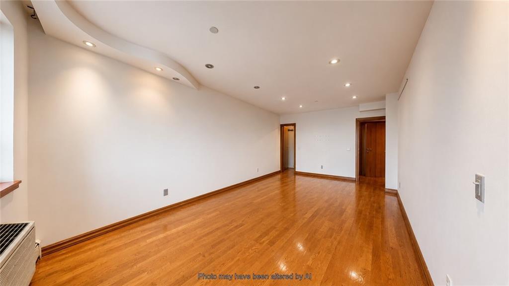 2617 East 17th Street 4d Property Photo 21