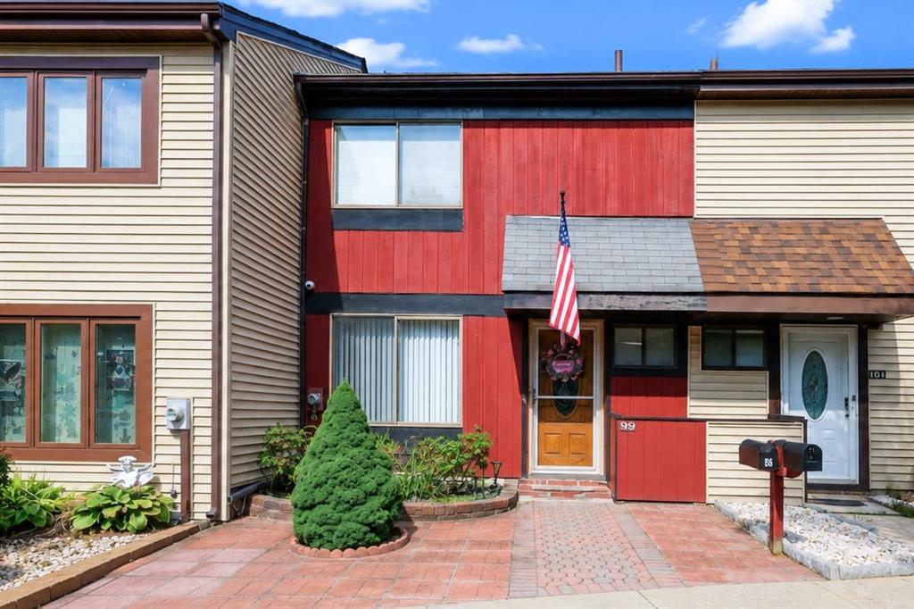 99 Arrowood Court Property Photo 1