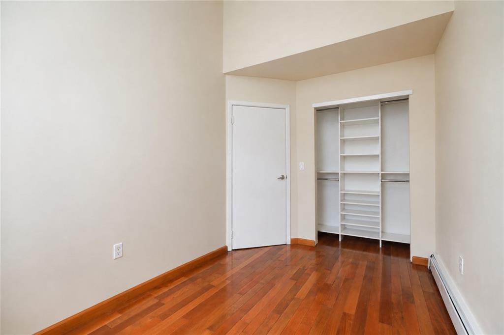 189 Quintard Street Property Photo 17