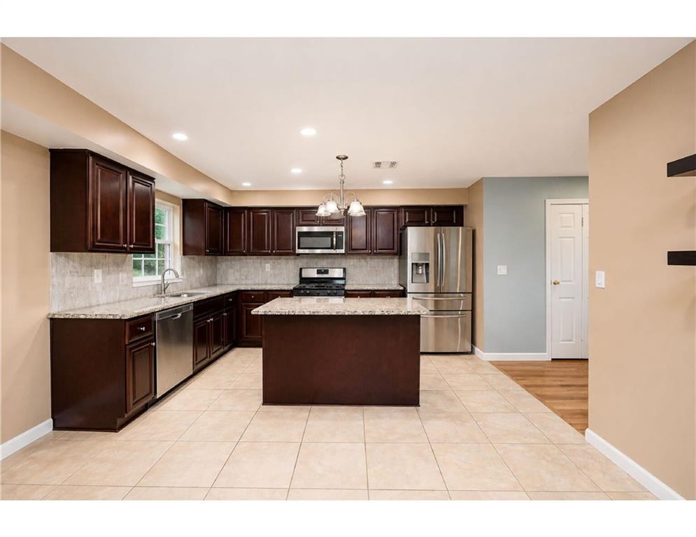 36 Riverside Lane Property Photo 3