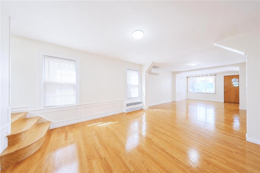 52 74th Street Property Photo 8