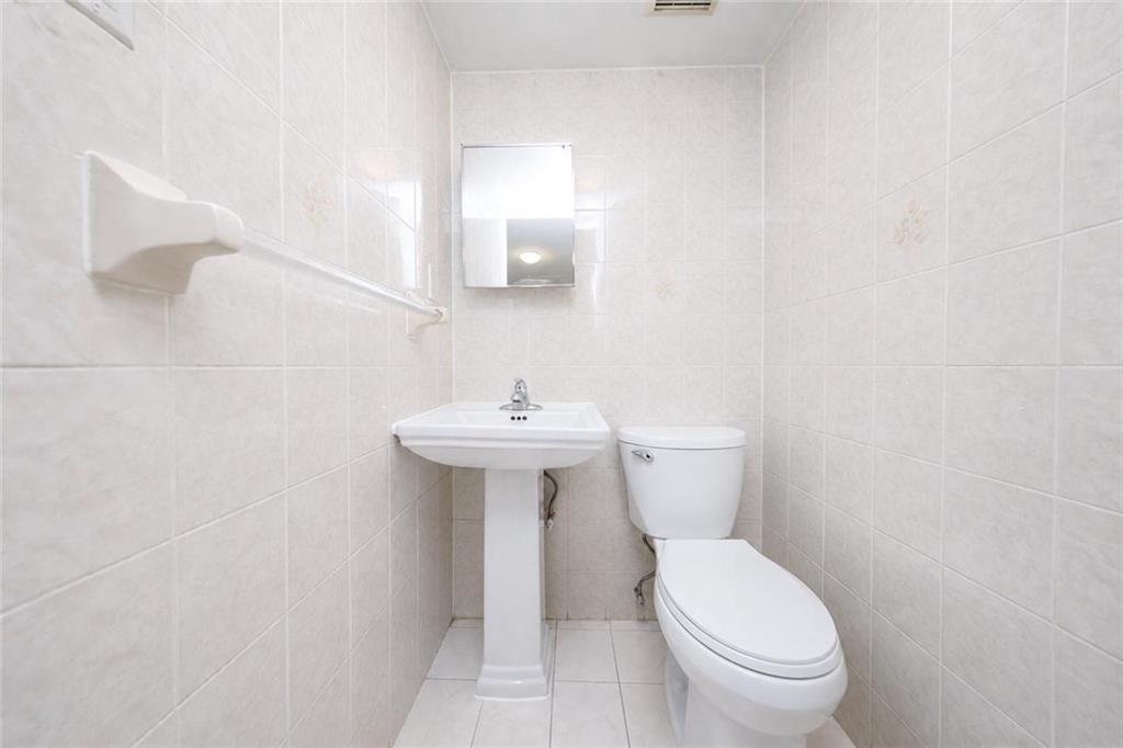 52 74th Street Property Photo 13