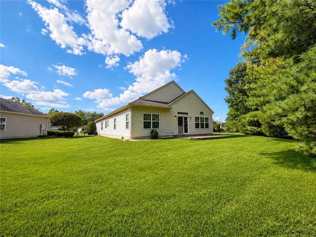 111 Fontaine Court Property Photo 4