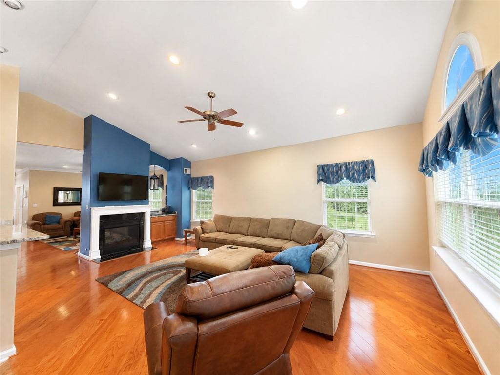 111 Fontaine Court Property Photo 30
