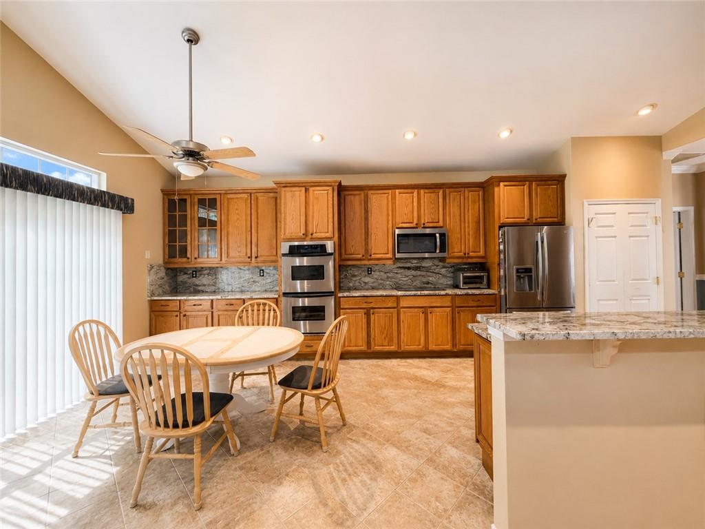 111 Fontaine Court Property Photo 33