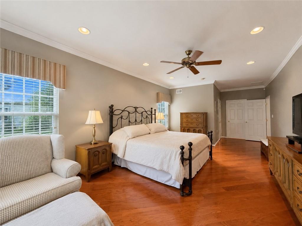 111 Fontaine Court Property Photo 44