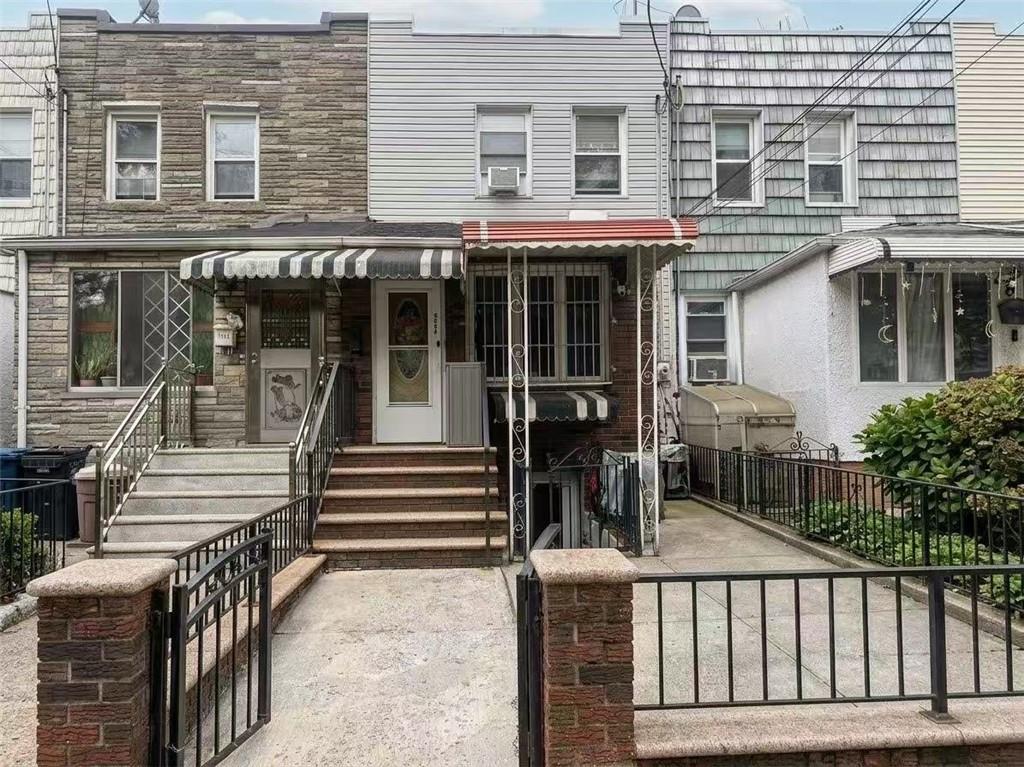1630 73rd Street Property Photo 1