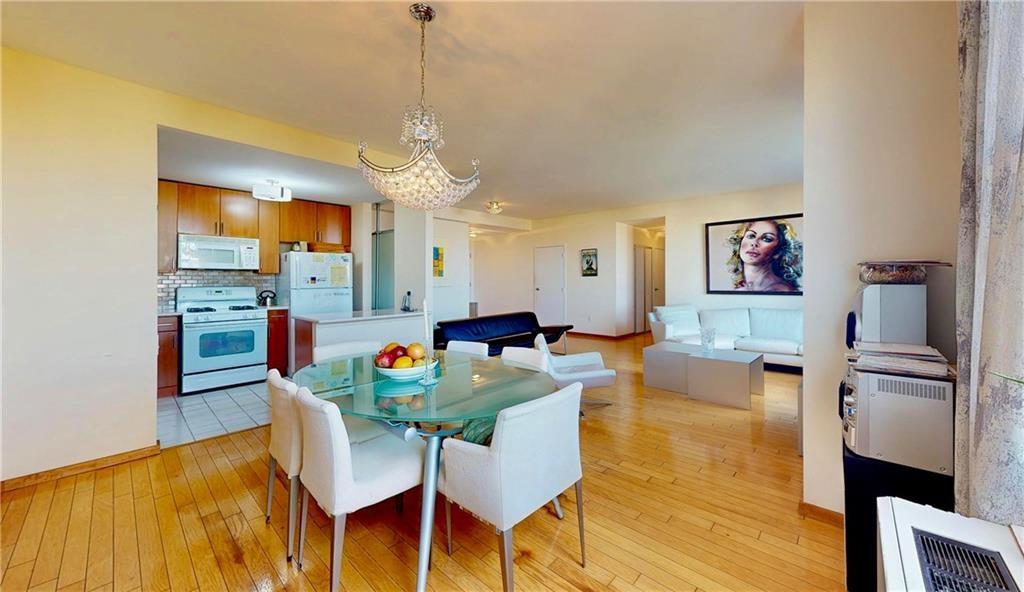 45 Oceana Drive East 7e Property Photo 3