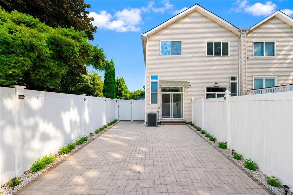 4175 Amboy Road Property Photo 3