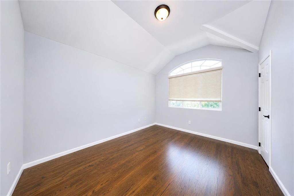 4175 Amboy Road Property Photo 14