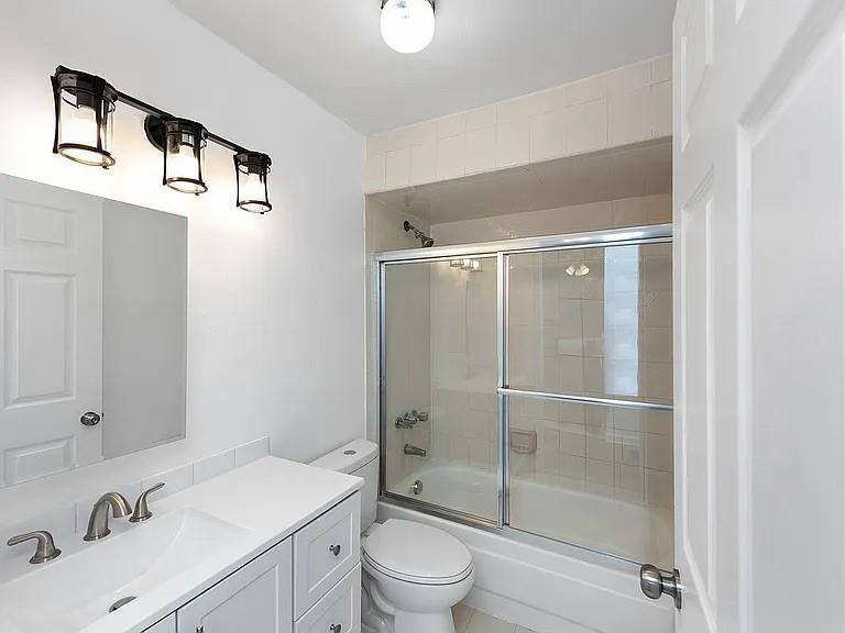 1079 East 72nd Street 33 Property Photo 11