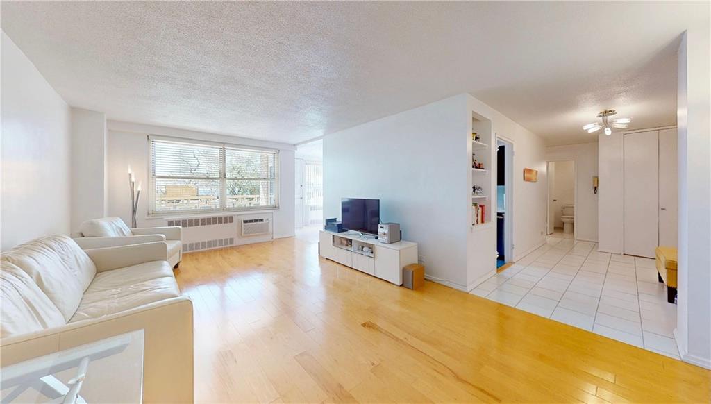 1311 Brightwater Avenue 2f Property Photo 4