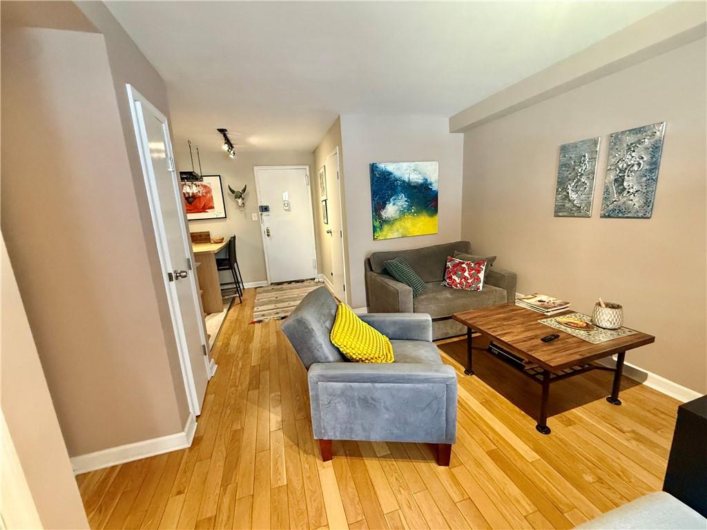 2035 East 7th Street 2f Property Photo 11
