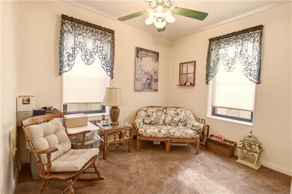 2229 Knapp Street 1g Property Photo 3