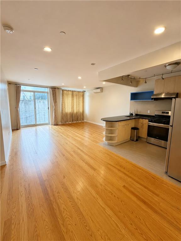 1062 67th Street 2a Property Photo 2