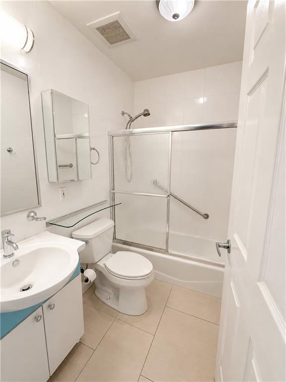 1062 67th Street 2a Property Photo 8