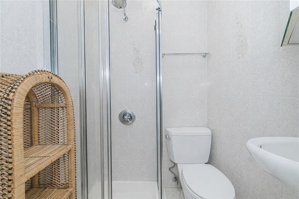 98 Robin Road Property Photo 18