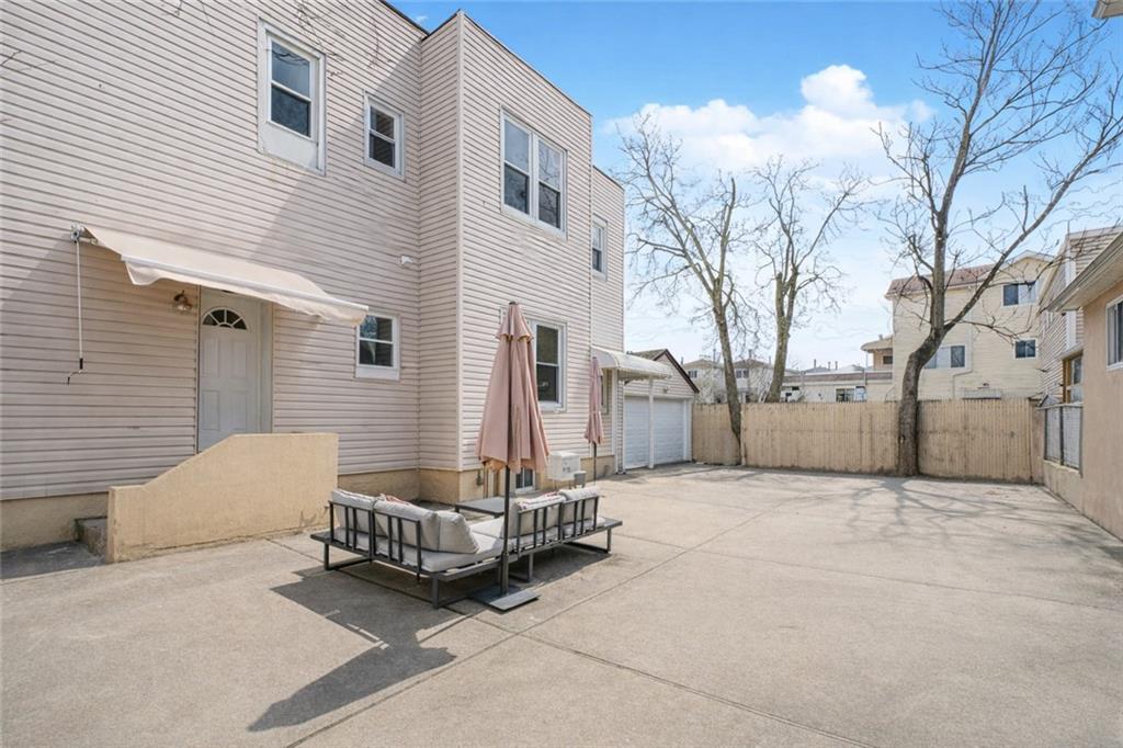 98 Robin Road Property Photo 32