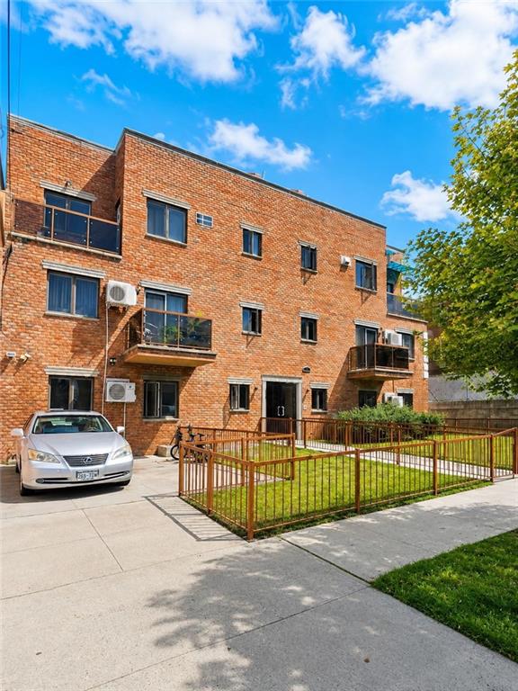 1613 Bath Avenue 3a Property Photo 2