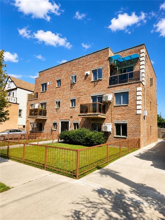 1613 Bath Avenue 3a Property Photo 3