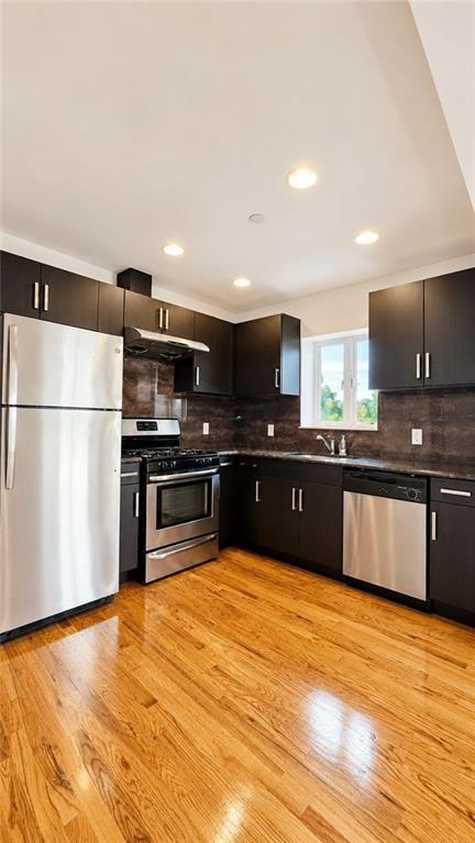1613 Bath Avenue 3a Property Photo 8