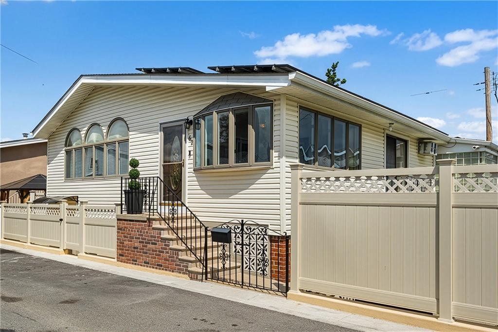 62 Dare Court Property Photo 1