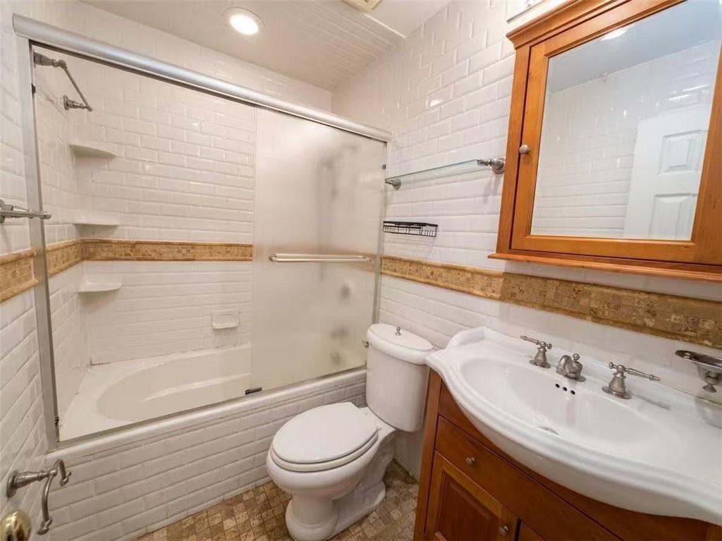 56 Devon Loop A Property Photo 14
