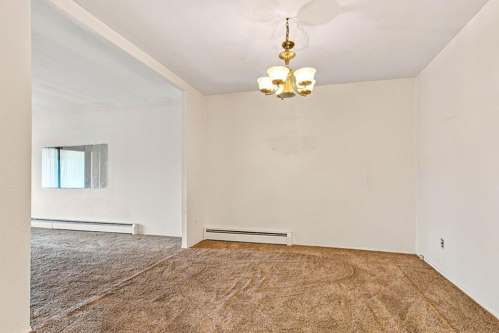 2558 Cropsey Avenue Property Photo 11